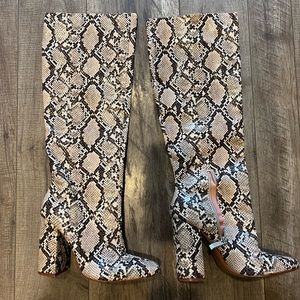 Zara heeled boots, crocodile
